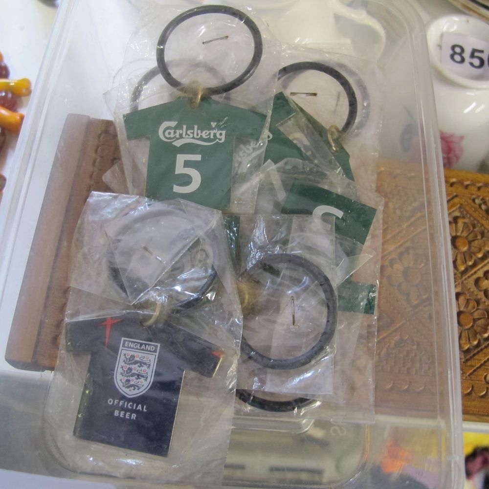 Lot 853: Vintage Football keyrings