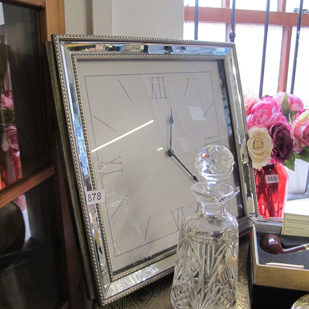 Lot 878: Large bling wall clock
