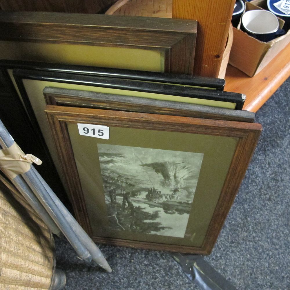 Lot 915: A quantity of pictures