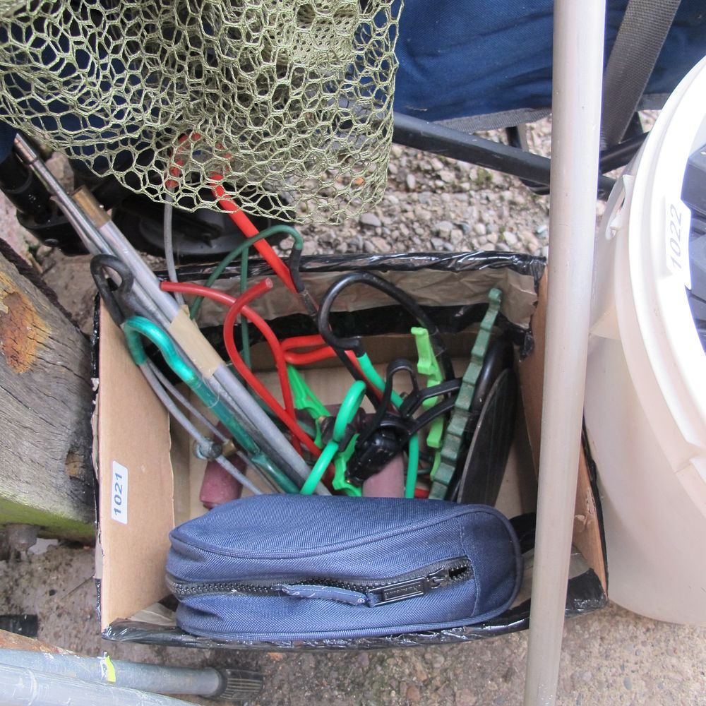 Lot 1021: various fishing equipment
