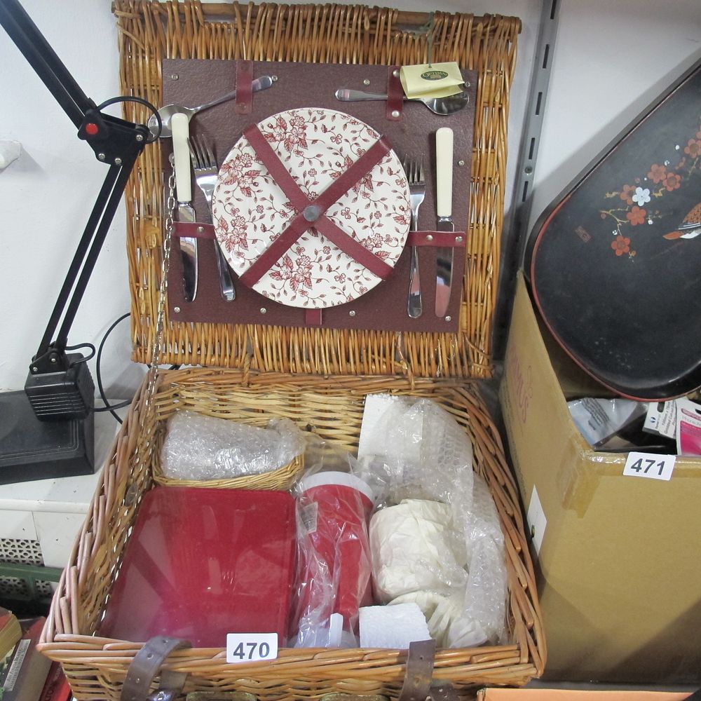 Lot 470: OPTIMA Wicker Picnic Basket with Plate and Cutlery...