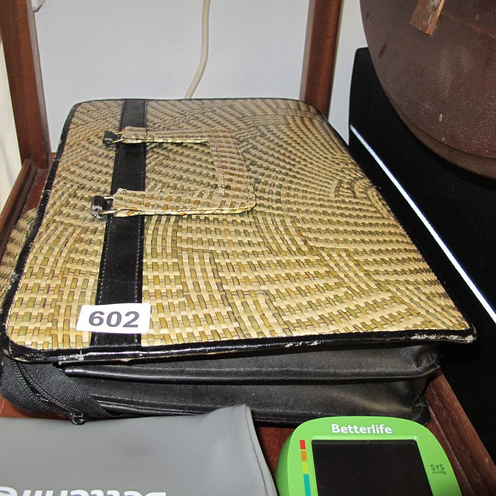 Lot 602: Woven and Faux Leather Portfolio Case