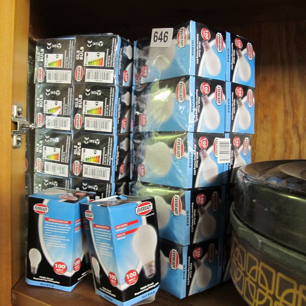 Lot 646: Multiple Eveready 100W Pearl GLS Bayonet Cap Bulbs