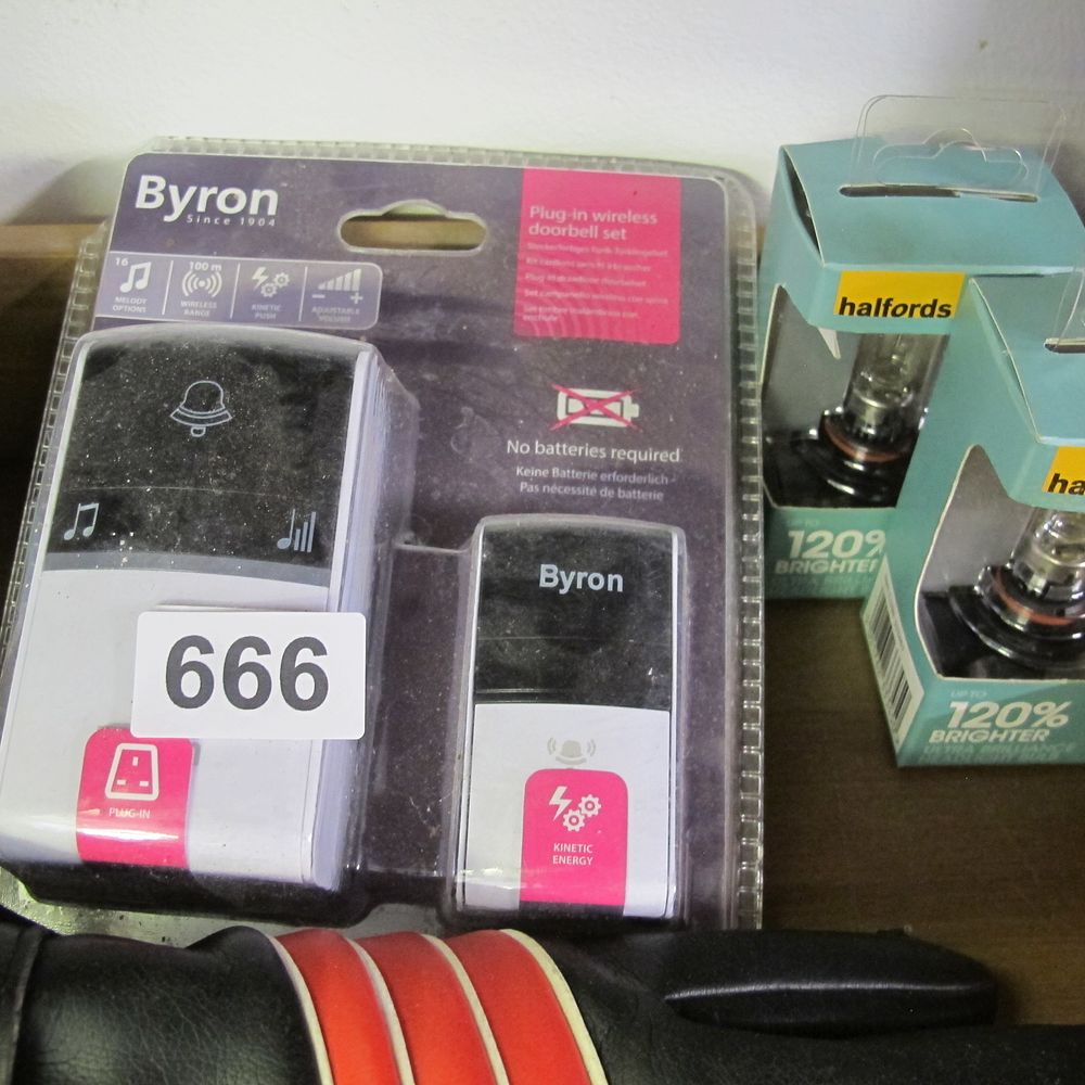 Lot 666: Byron Wireless Doorbell Set and Halfords Car Light...