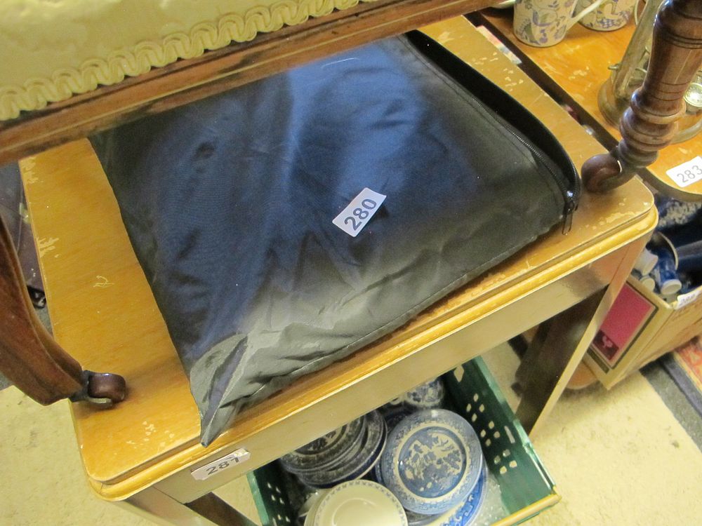 Lot 280: a mobility scooter protective cover