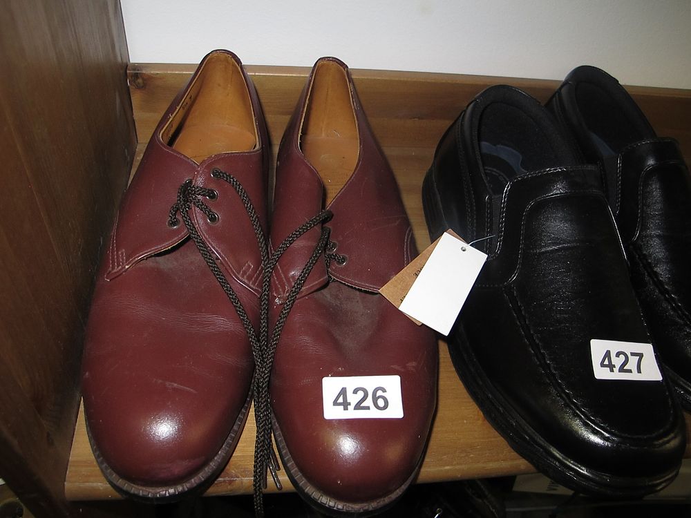 Lot 426: A pair of NCB issued shoes size 10