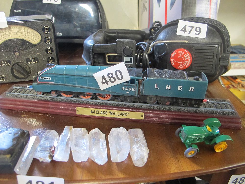 Lot 480: A Model of the LNER A4 Class "Mallard"...