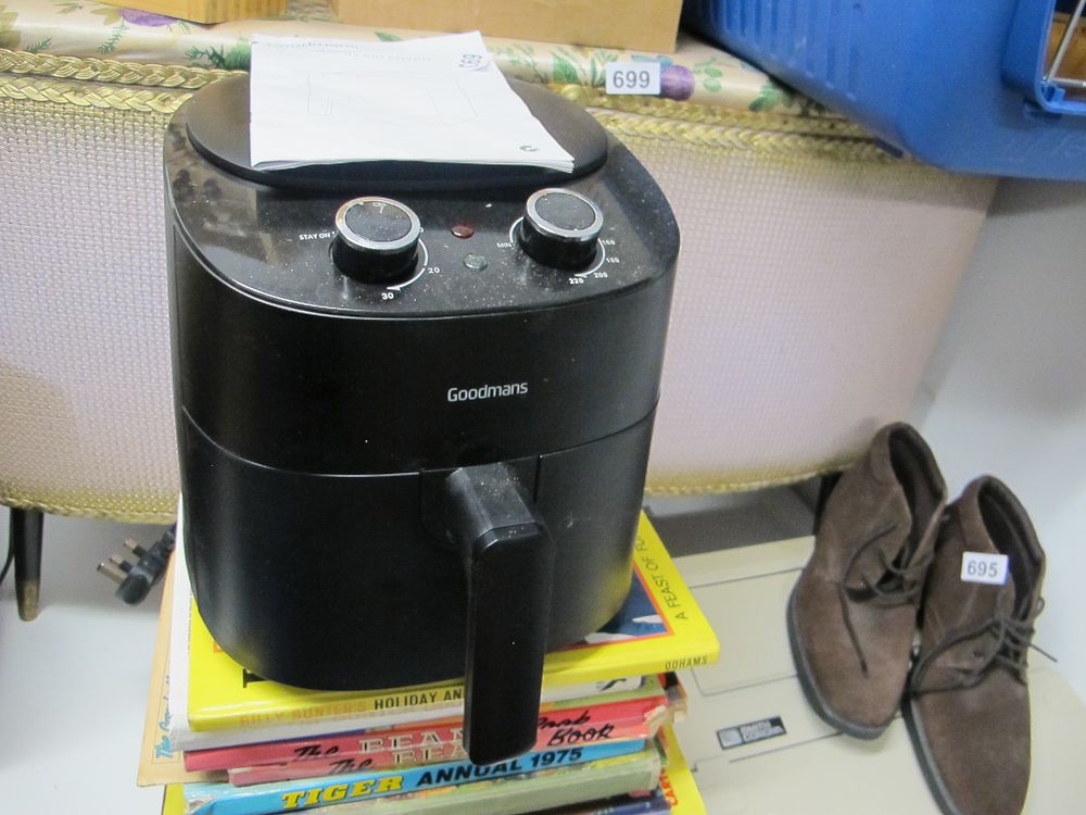 Lot 693: Goodmans Air Fryer