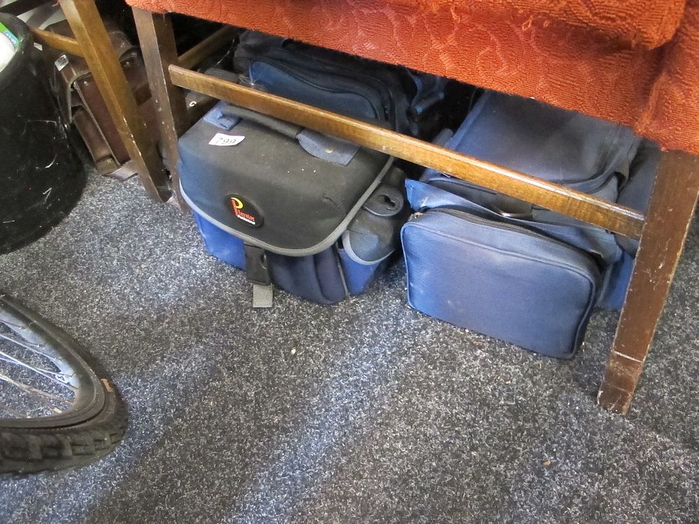 Lot 799: A Collection of Modern Synthetic camera Bags