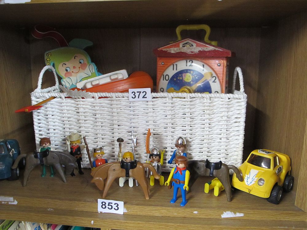 Lot 853: A Group of Assorted Toys