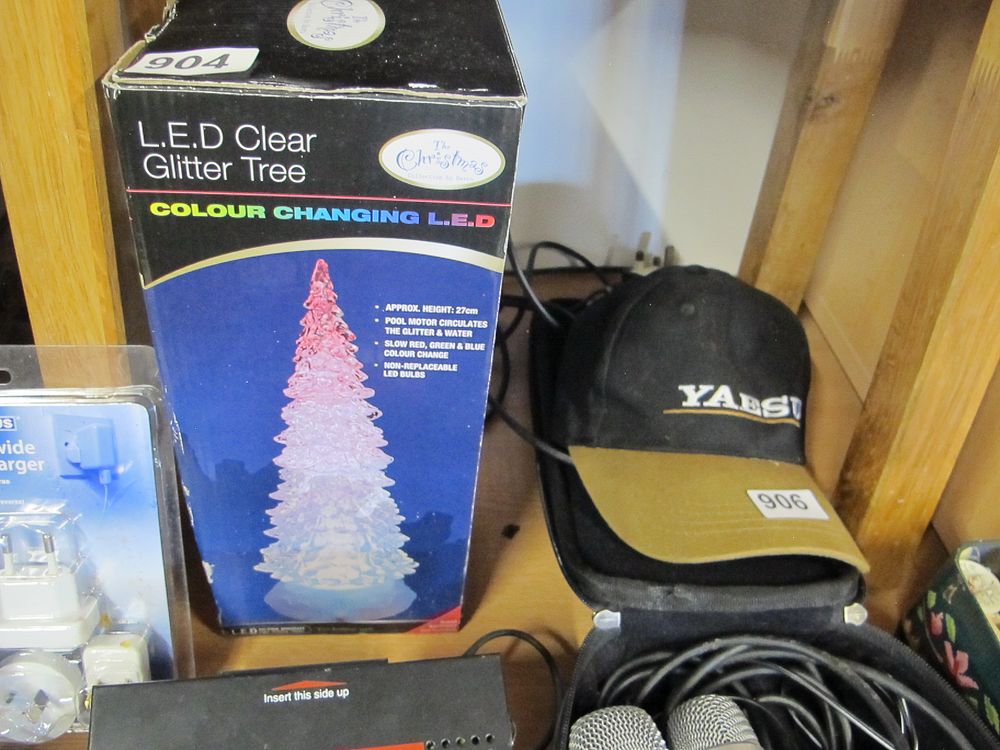 Lot 904: led light