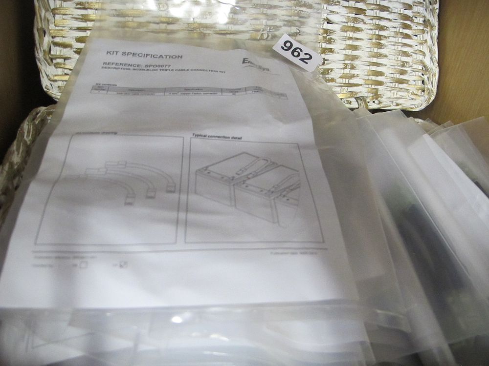 Lot 962: An Enersys Inter-Bloc Triple Cable Connection Kit