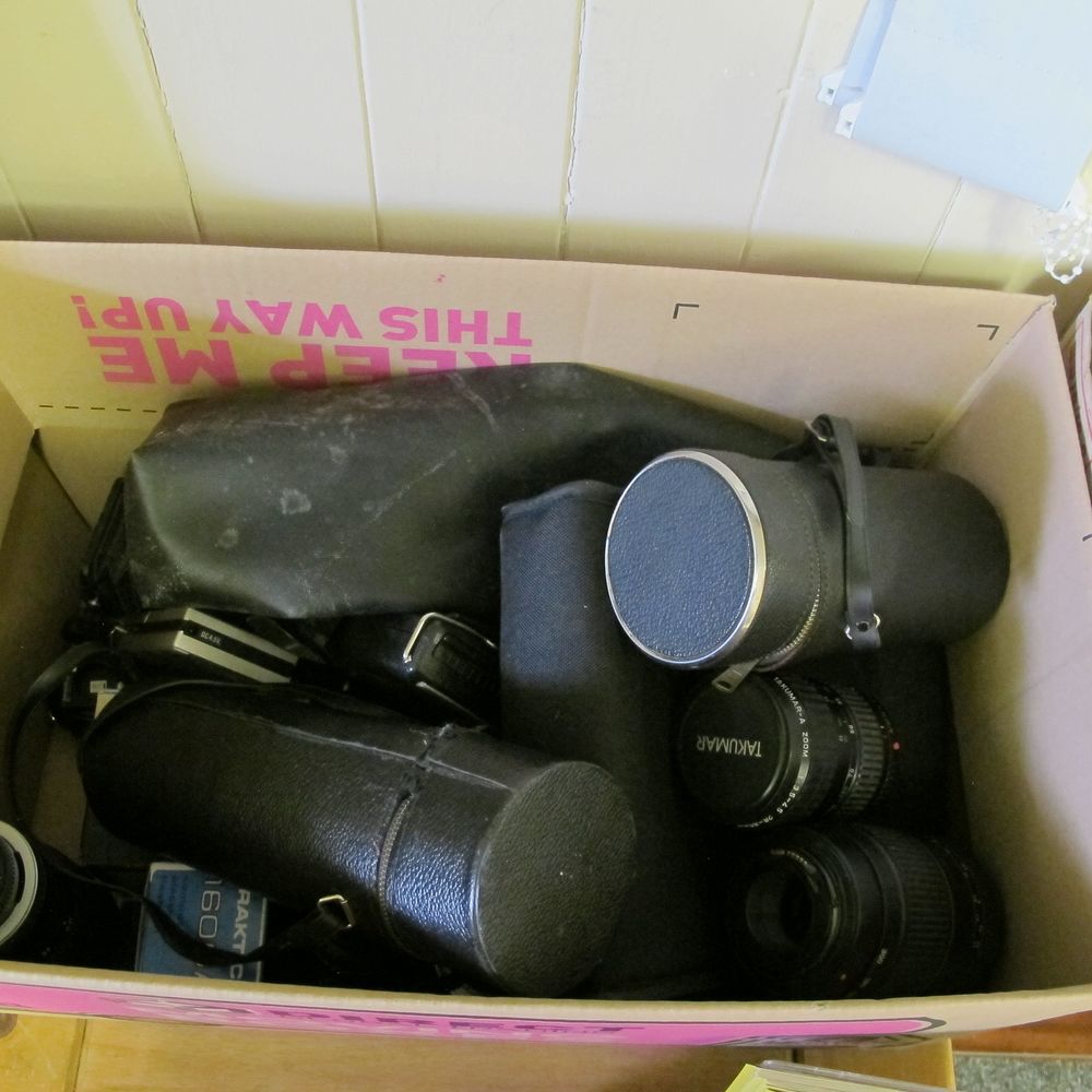 Lot 183: Vintage Photographic Equipment Lot, including Takumar-A Zoom Lens...
