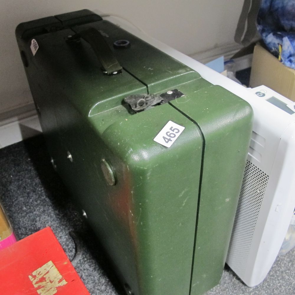 Lot 465: military flight Case