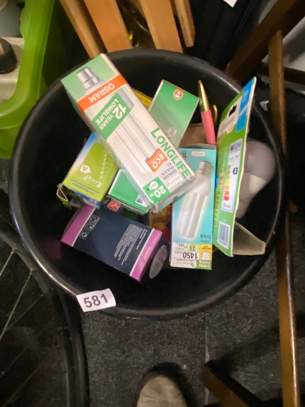 Lot 581: Collection of New OSRAM Longlife Dulux EL ECO...