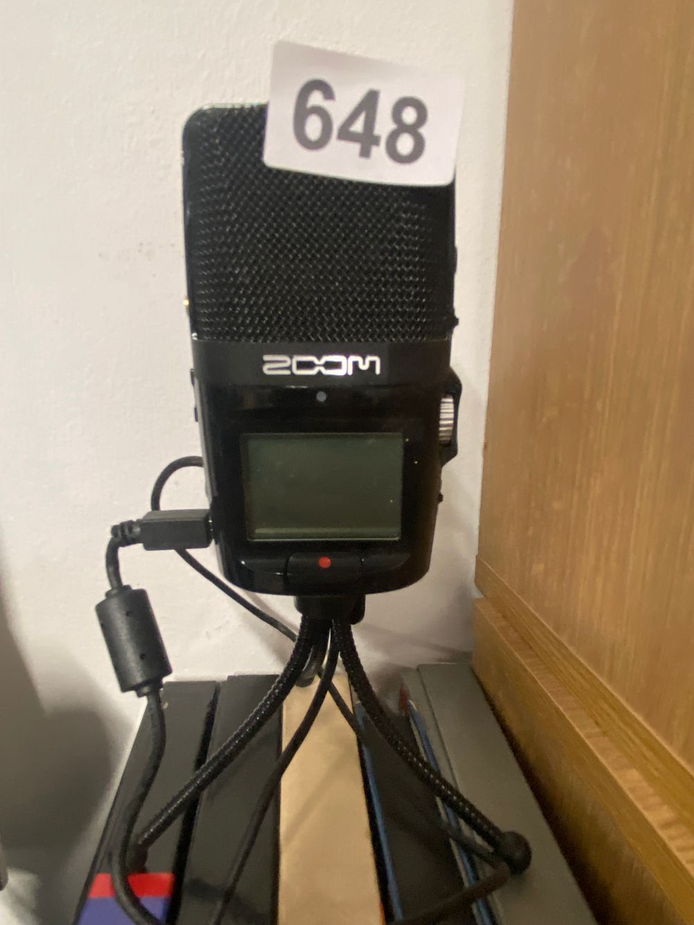 Lot 648: Zoom H2n Handy Portable Digital Audio Recorder