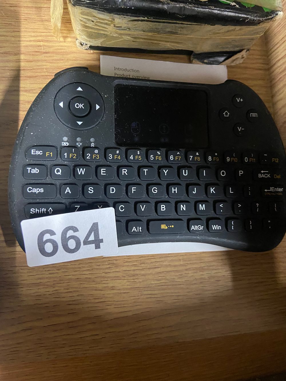 Lot 664: H9 Mini Wireless Keyboard with Touchpad Mouse