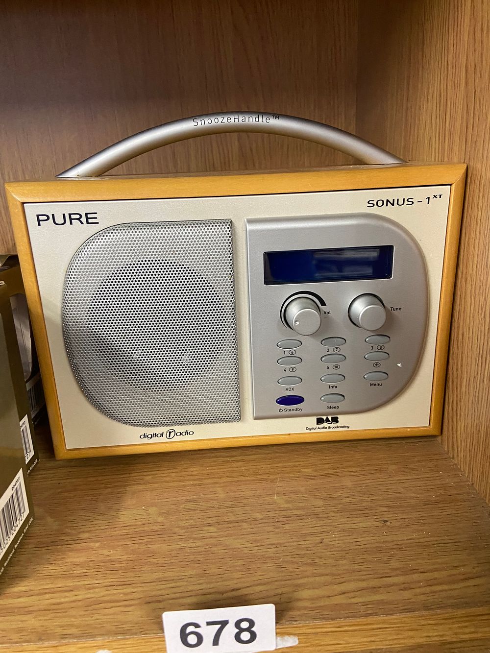 Lot 678: Pure Evoke 1 XT DAB/FM Digital Radio