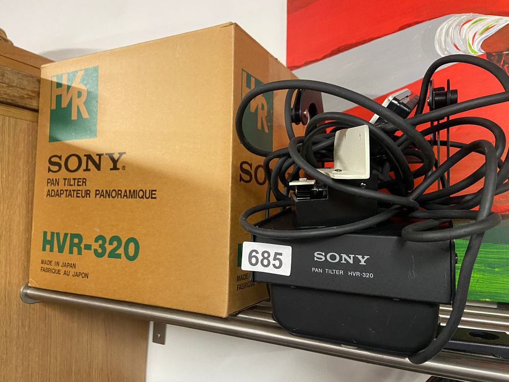 Lot 685: Sony HVR-320 Pan Tilter, Boxed