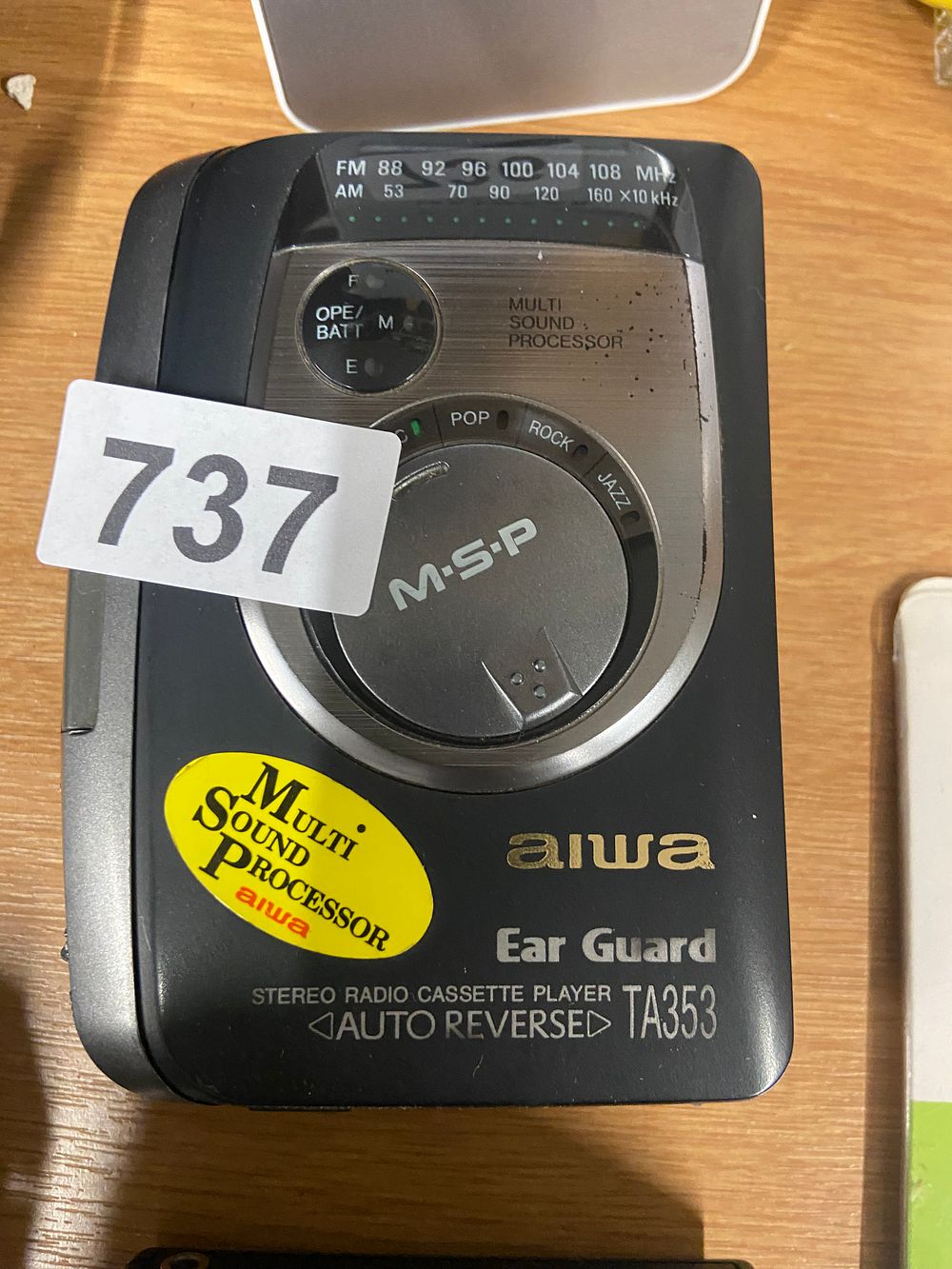 Lot 737: Aiwa TA-353 Walkman Stereo Radio Cassette Player with...