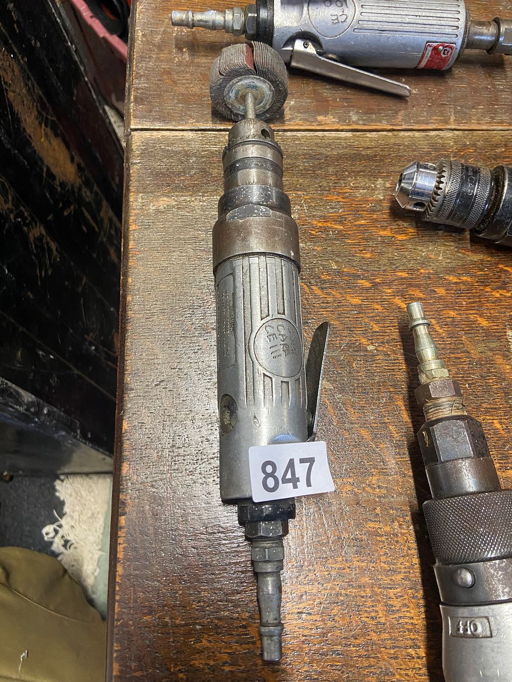 Lot 847: Blue Point Straight Pneumatic Die Grinder, Model AT100/AT100A