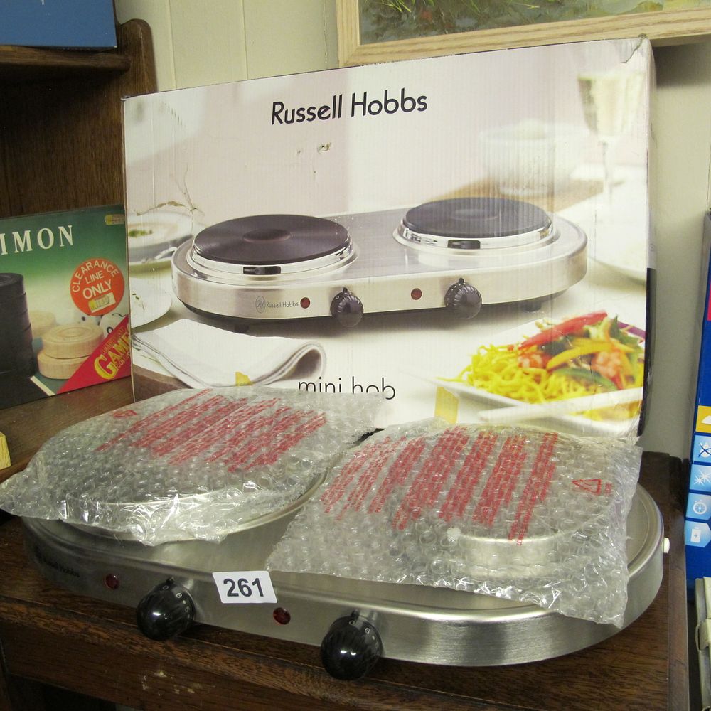 Lot 261: Russell Hobbs 15199 Mini Hob Twin Hot Plate