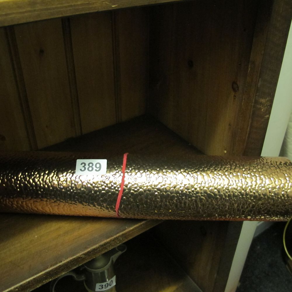 Lot 389: A Roll of Gold Metallic Hammered Decorative Material