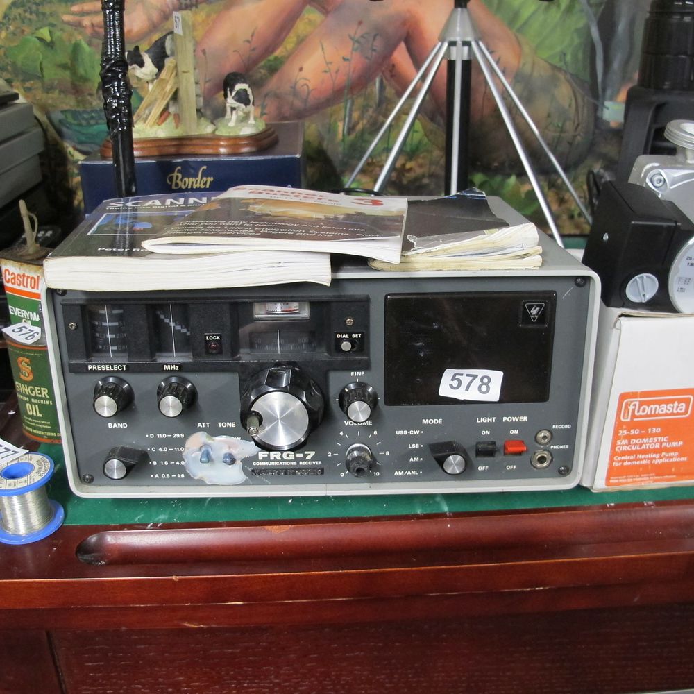 Lot 578: Vintage Yaesu FRG-7 Communications Receiver