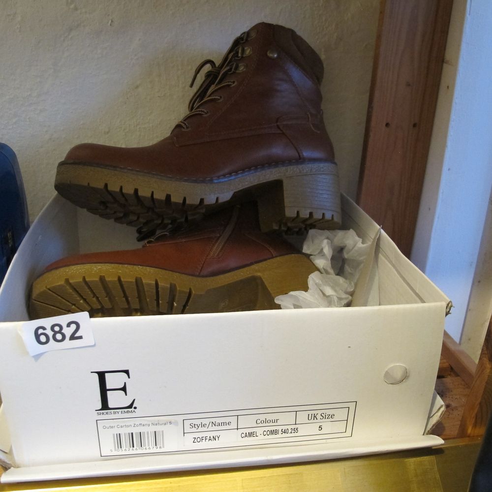 Lot 682: A Pair of Shoes by Emma 'Zoffany' Camel...