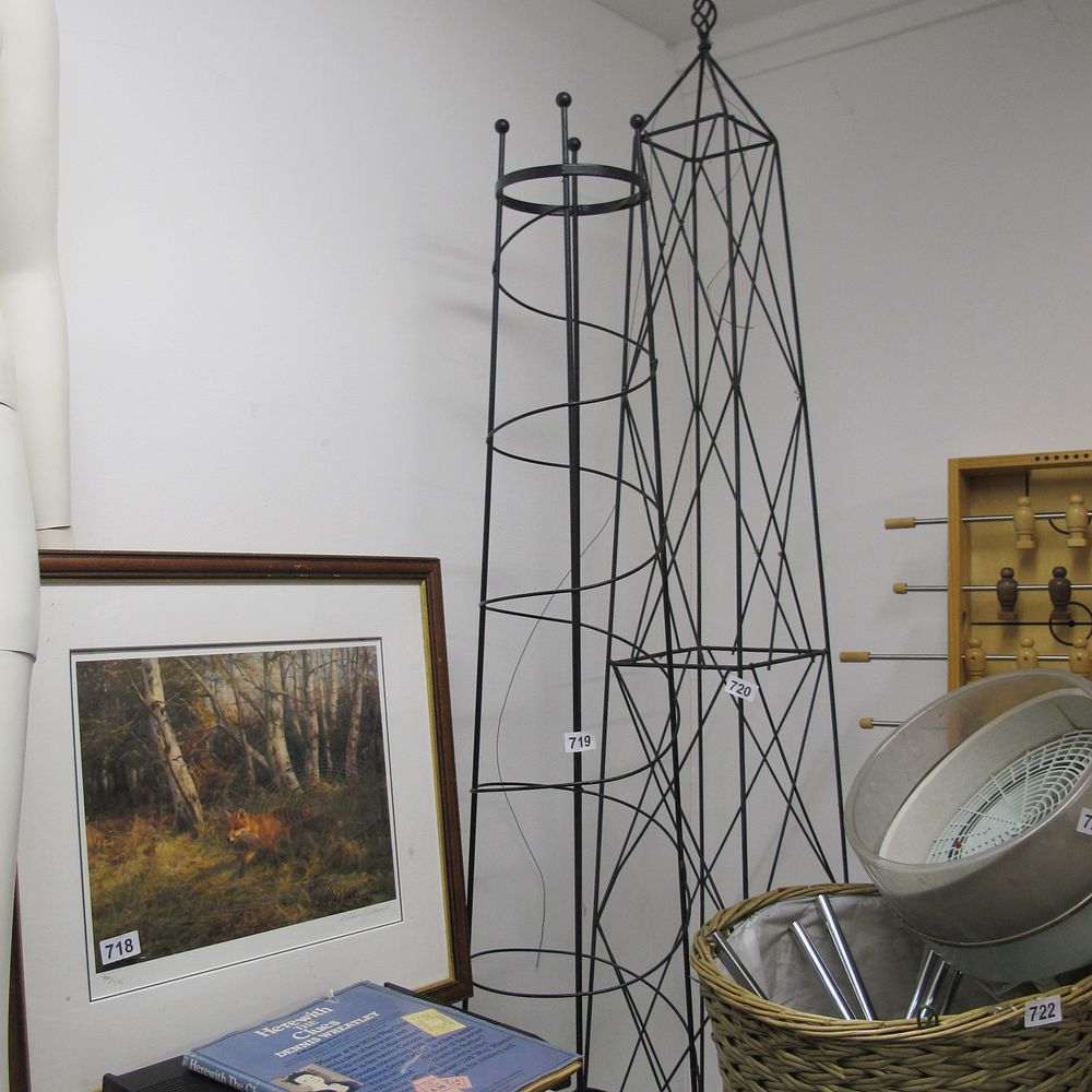 Lot 719: A Garden Obelisk