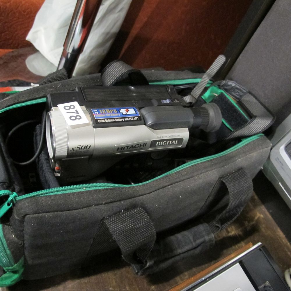 Lot 878: Hitachi VM-H710A Hi-8 Camcorder with Carrying Case