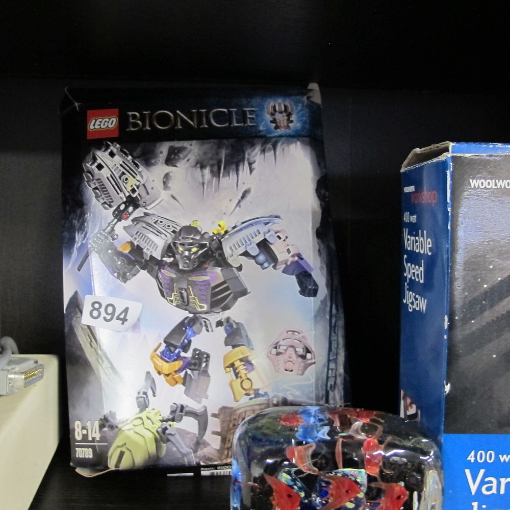 Lot 894: LEGO Bionicle Onua Master of Earth Set 70789