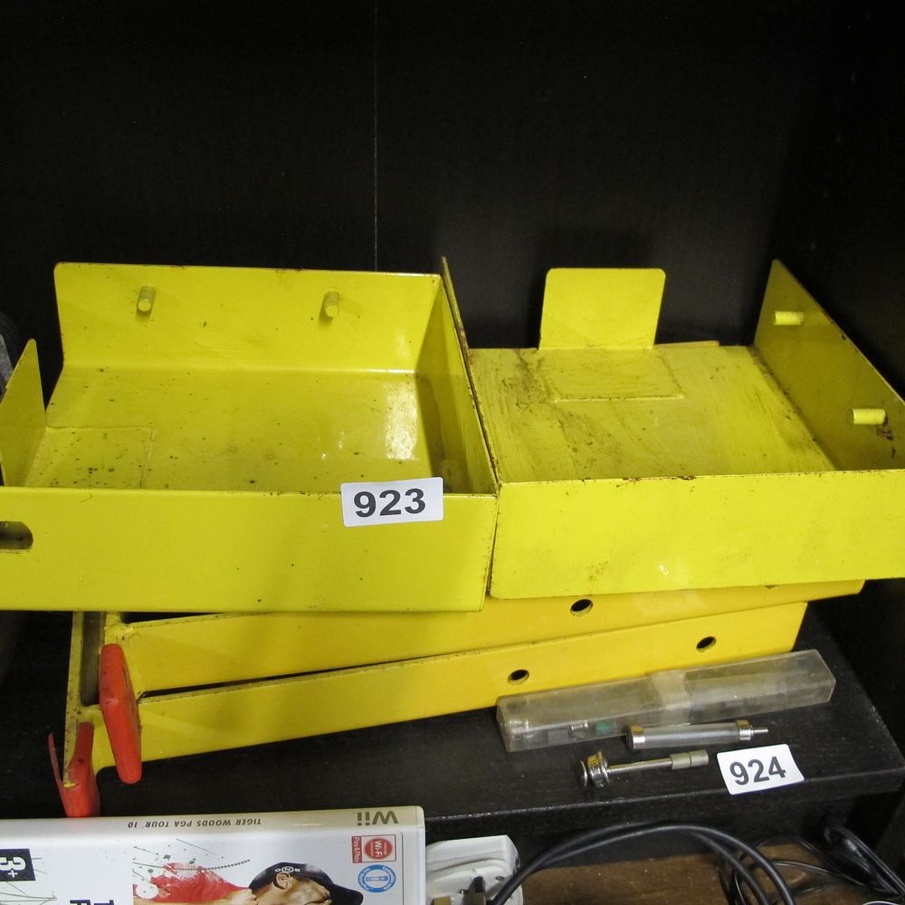 Lot 923: A Group of Yellow Painted Steel Modular Industrial...