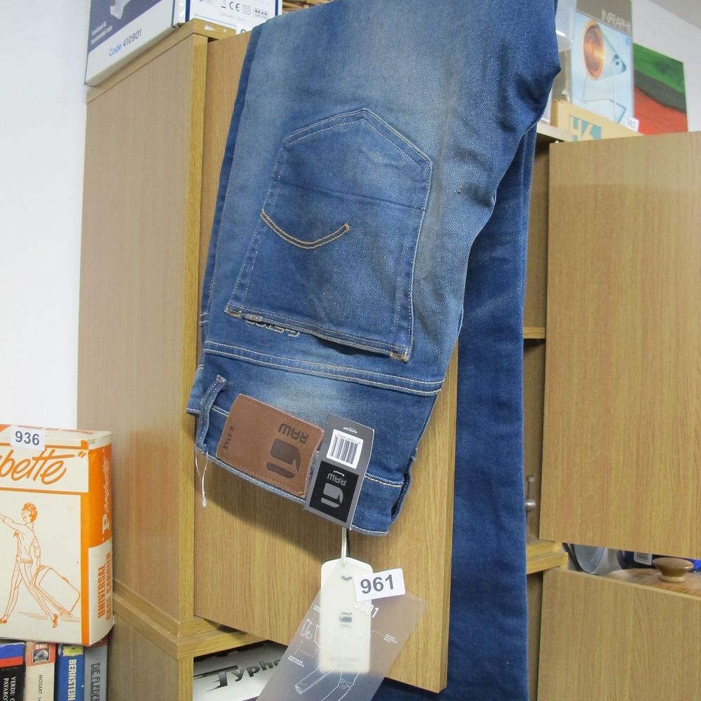 Lot 961: G-STAR RAW Men's 3301 Denim Jeans, Medium Blue...