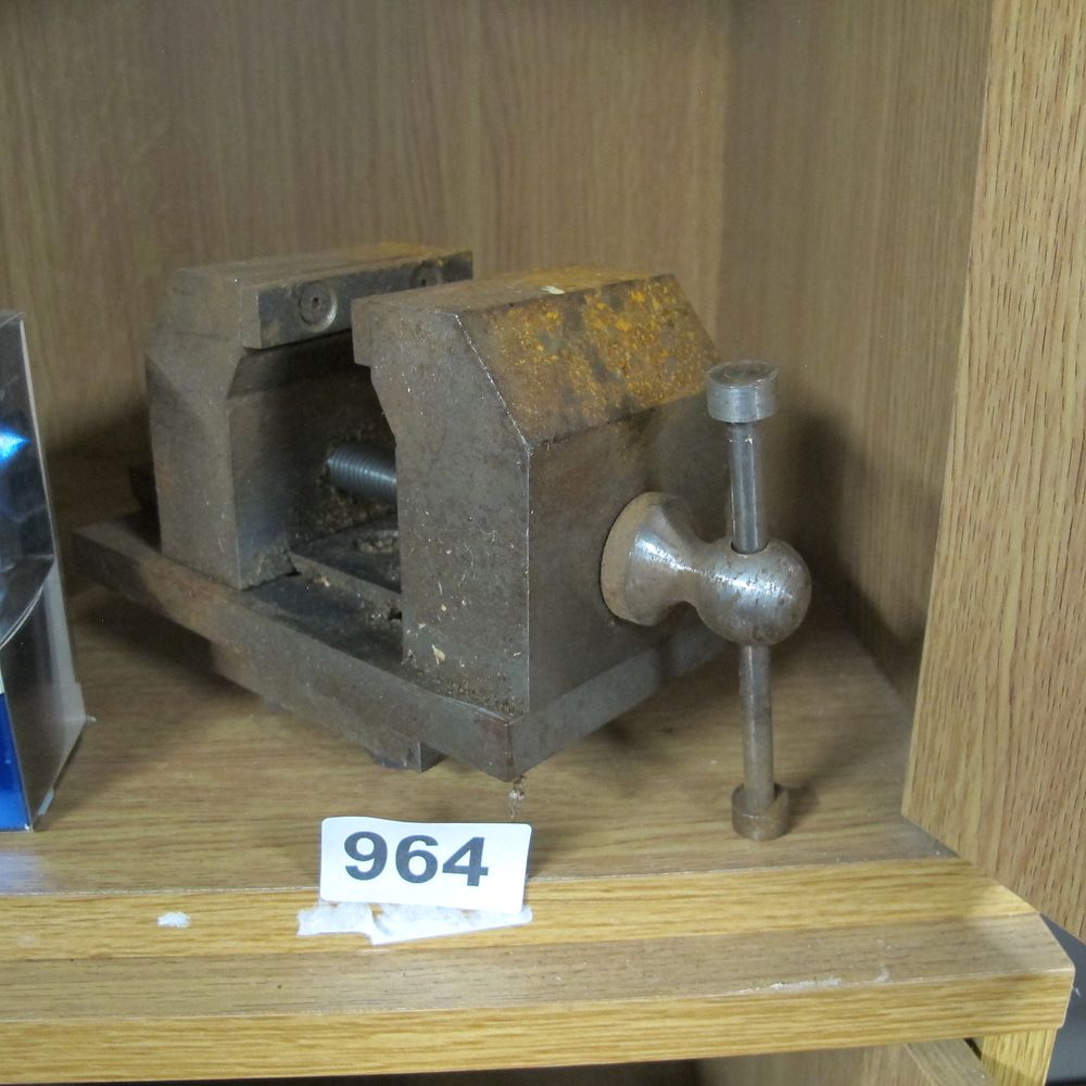 Lot 964: Industrial Cast Iron Machine Vise