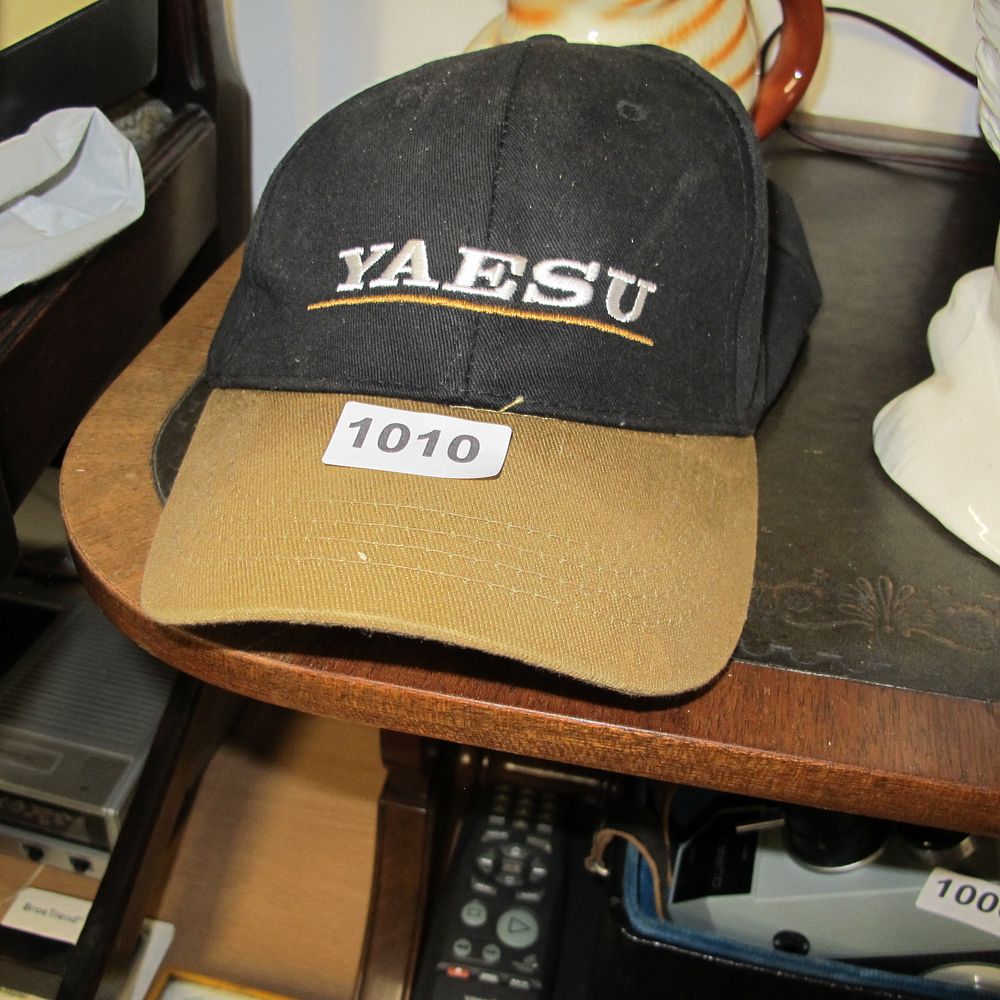 Lot 1010: YAESU Baseball Cap