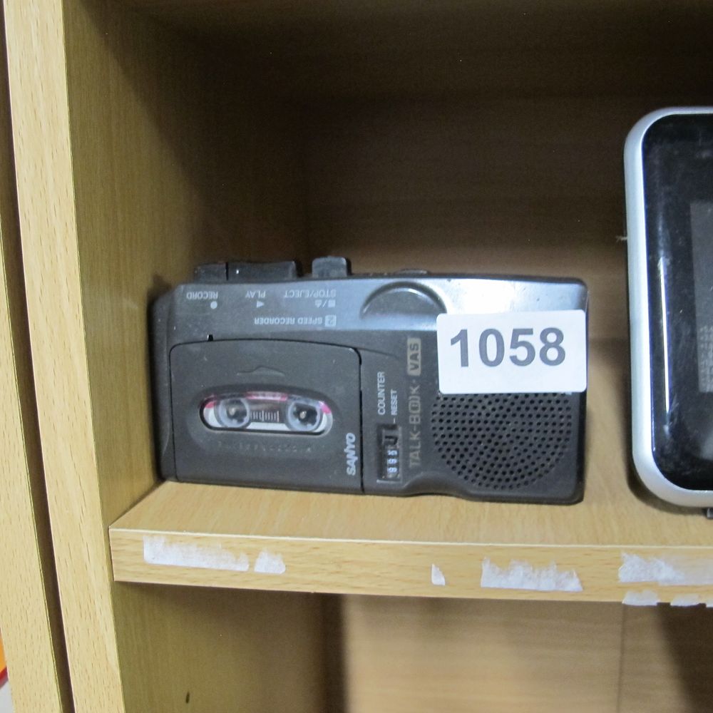 Lot 1058: Sanyo Talk-Book Microcassette Recorder with VAS