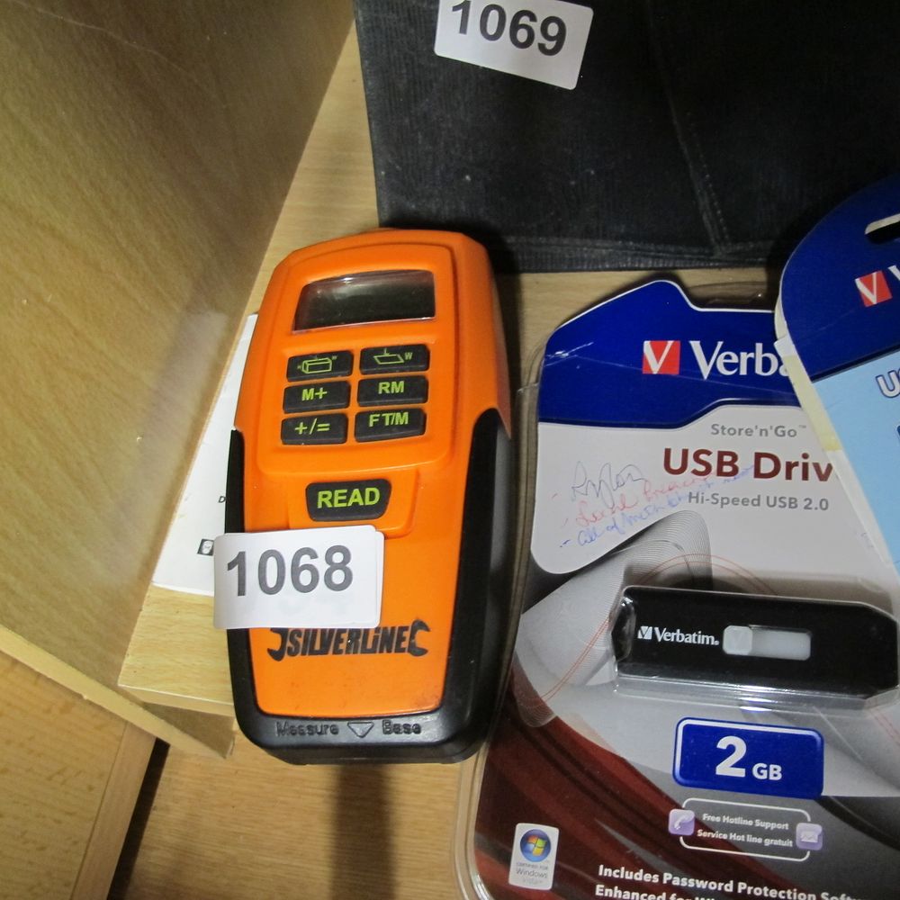 Lot 1068: Silverline 255664 Digital Range Measure 