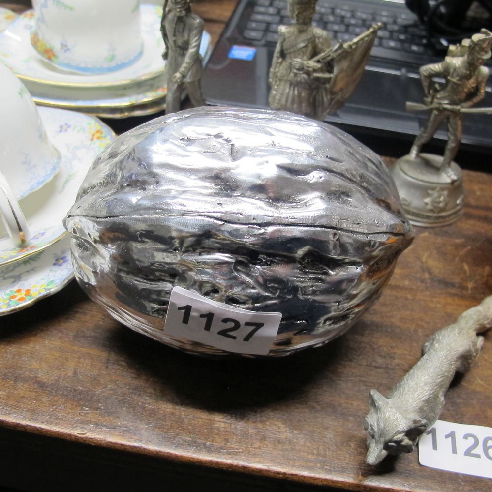 Lot 1127: Vintage Silver-Toned Metal Walnut Shaped Hinged Nut Cracker