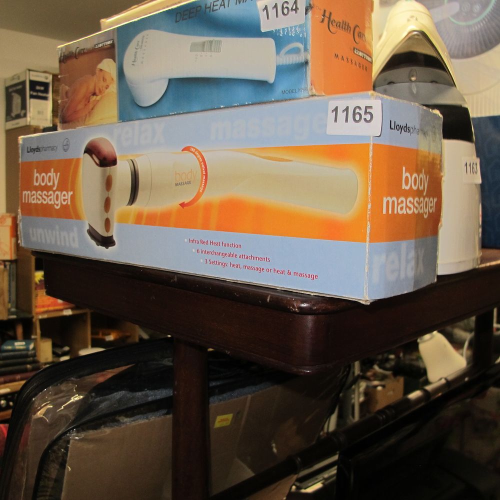 Lot 1165: Lloyds Pharmacy Infrared Body Massager with 6 Interchangeable...
