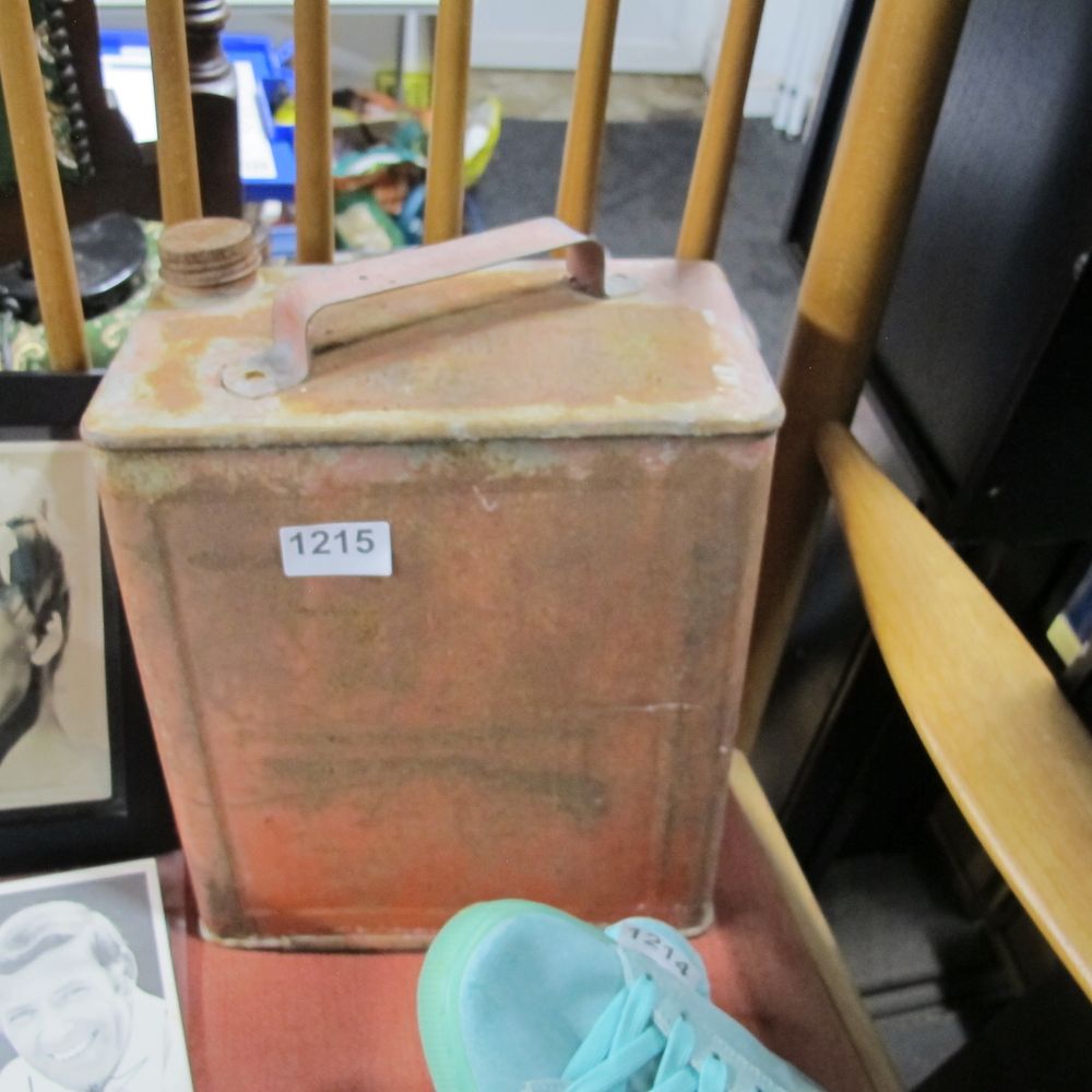 Lot 1215: vintage fuel tin