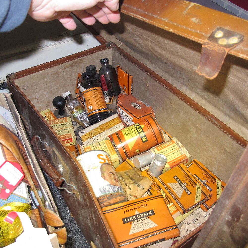 Lot 1244: a suitcase of various vintage photographic items