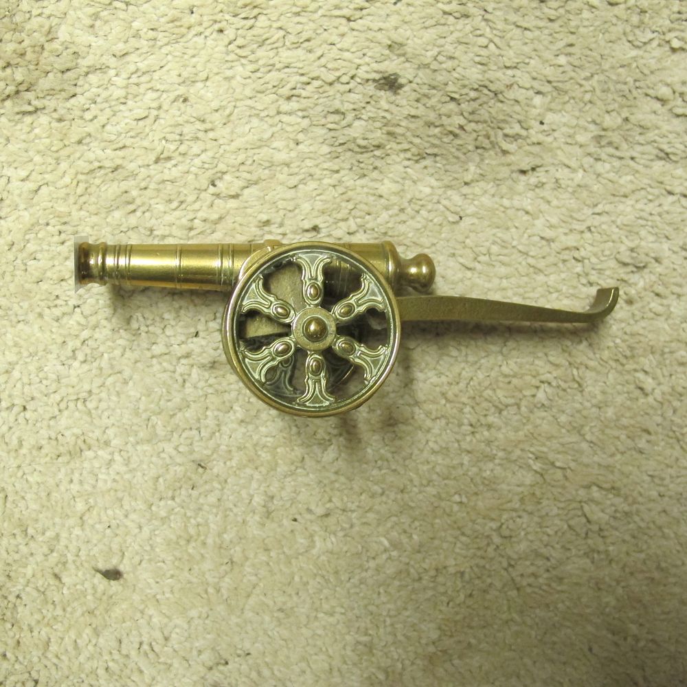 Lot 218: Western, Miniature Decorative Field Cannon, Mid-20th Century