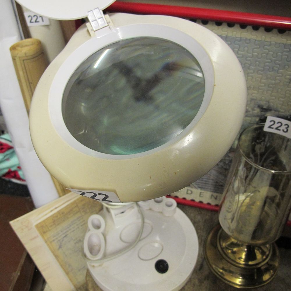 Lot 222: Contemporary Magnifying Task Lamp and Etched Glass Decorative...