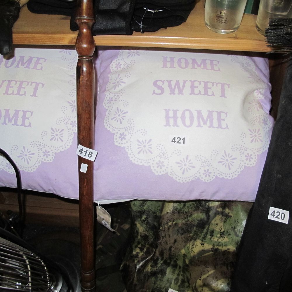 Lot 421:  Throw Pillows 