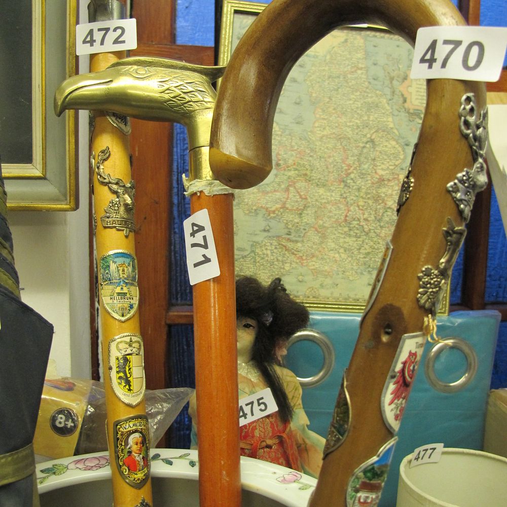 Lot 471: Brass Bird-Head Handle, Souvenir Hiking Cane, Mid-20th Century