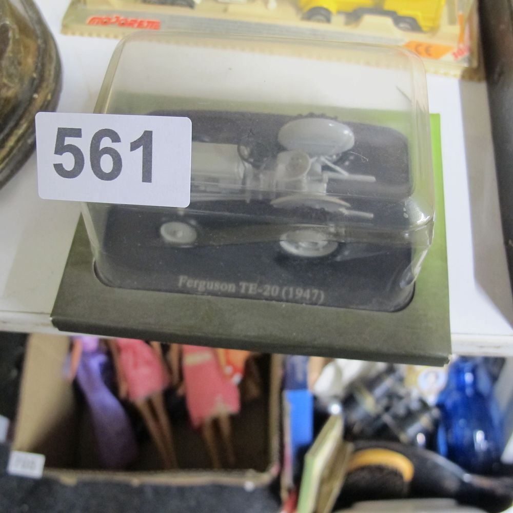 Lot 561: Hachette, Ferguson TE-20 Scale Model Tractor, Die-cast, Modern...