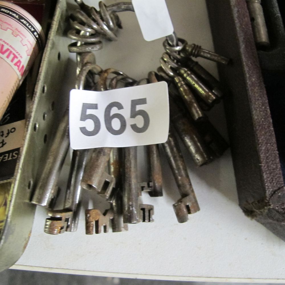 Lot 565: Forged Steel and Iron Barrel Key Collection, Late...