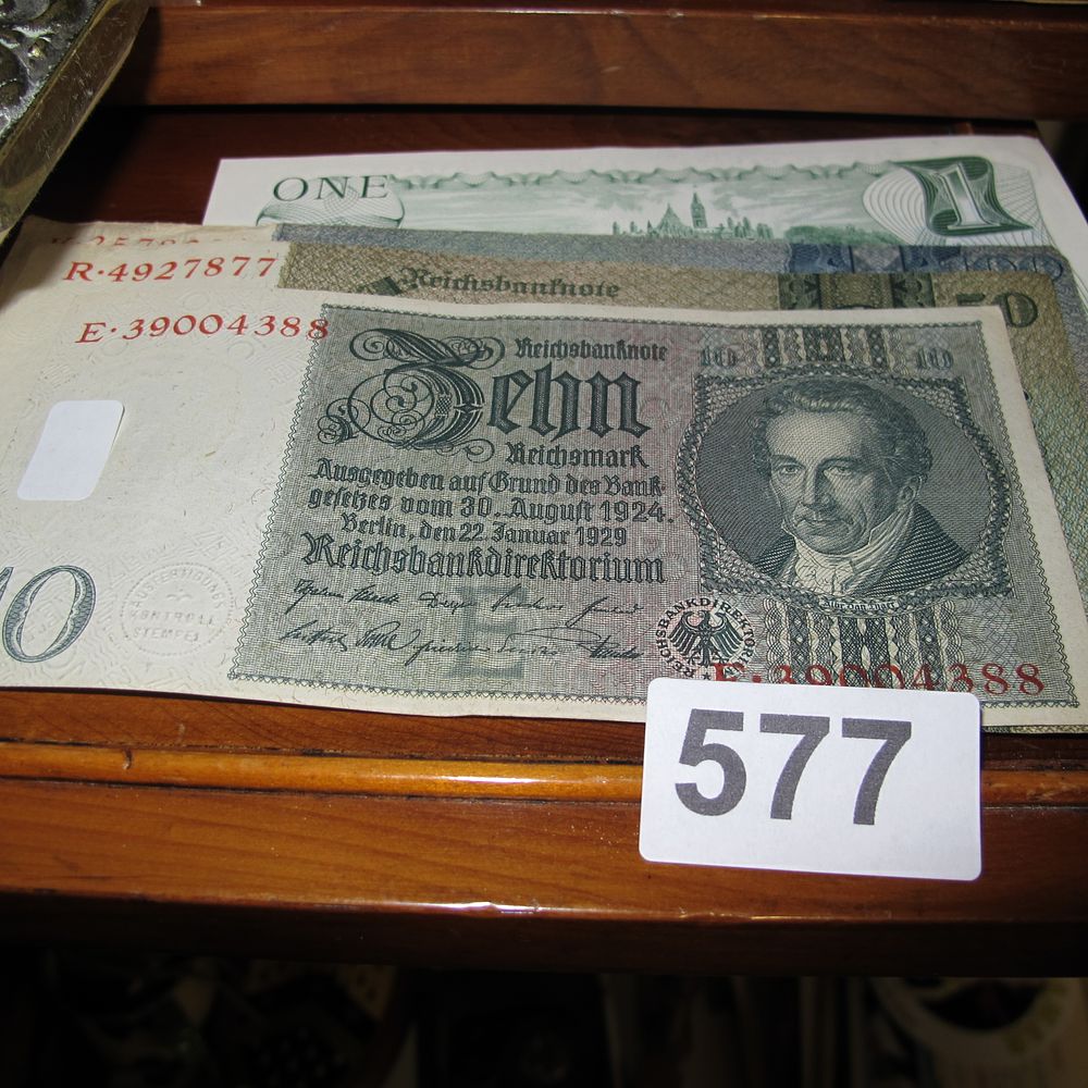 Lot 577: DE 1929 10 Reichsmark, Pick-180b, A Lot of...