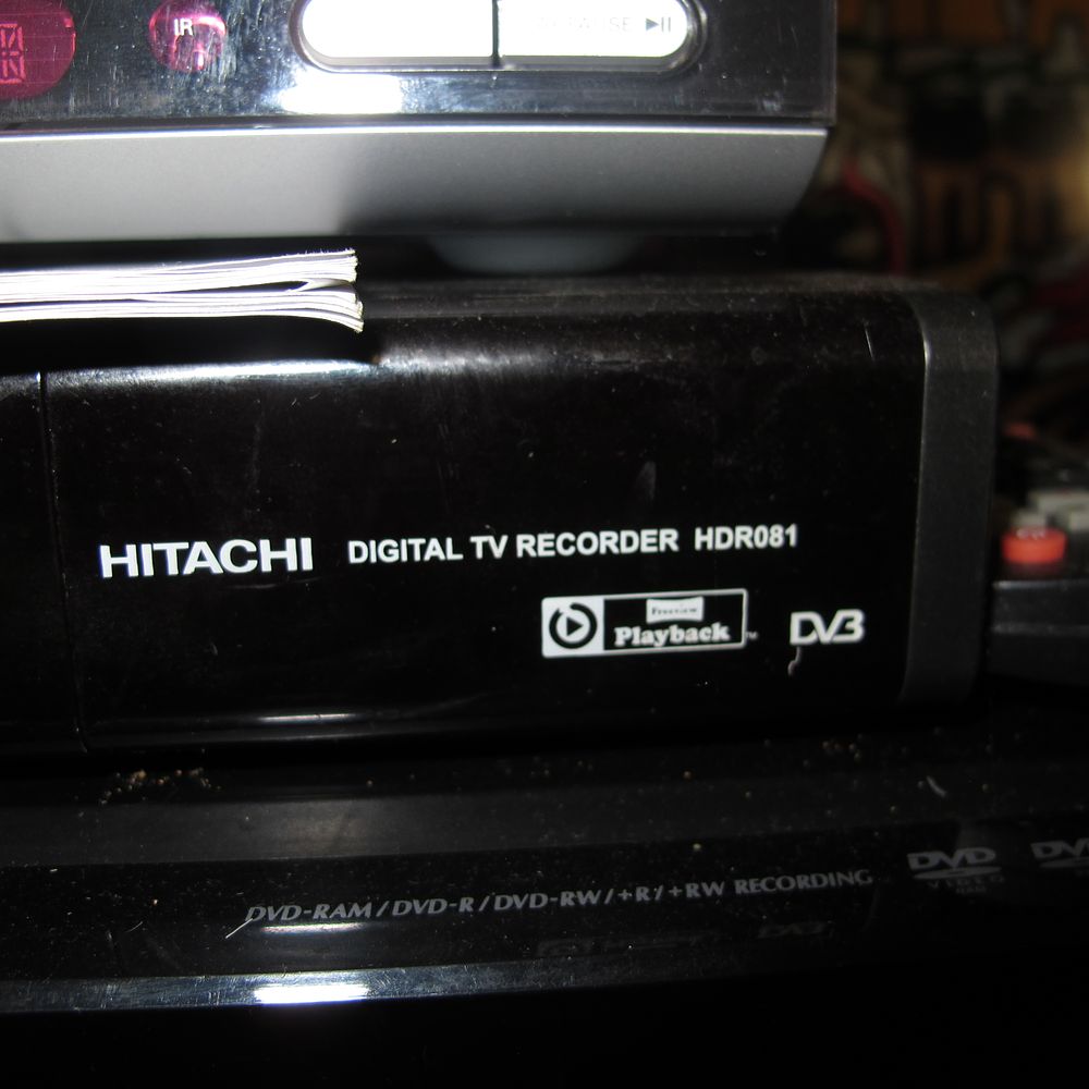 Lot 651: Hitachi, Digital TV Recorder HDR081, Proprietary Chipset, 80GB...